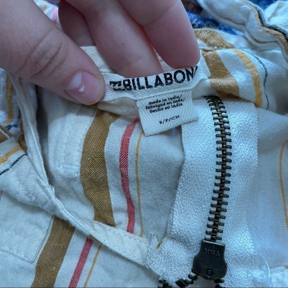 Billabong cream striped lightweight summer romper missing belt tie sz.S - Picture 2 of 3